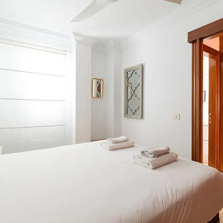 Quiet Behind The By Canariasgetaway Las Palmas / Gran Canaria